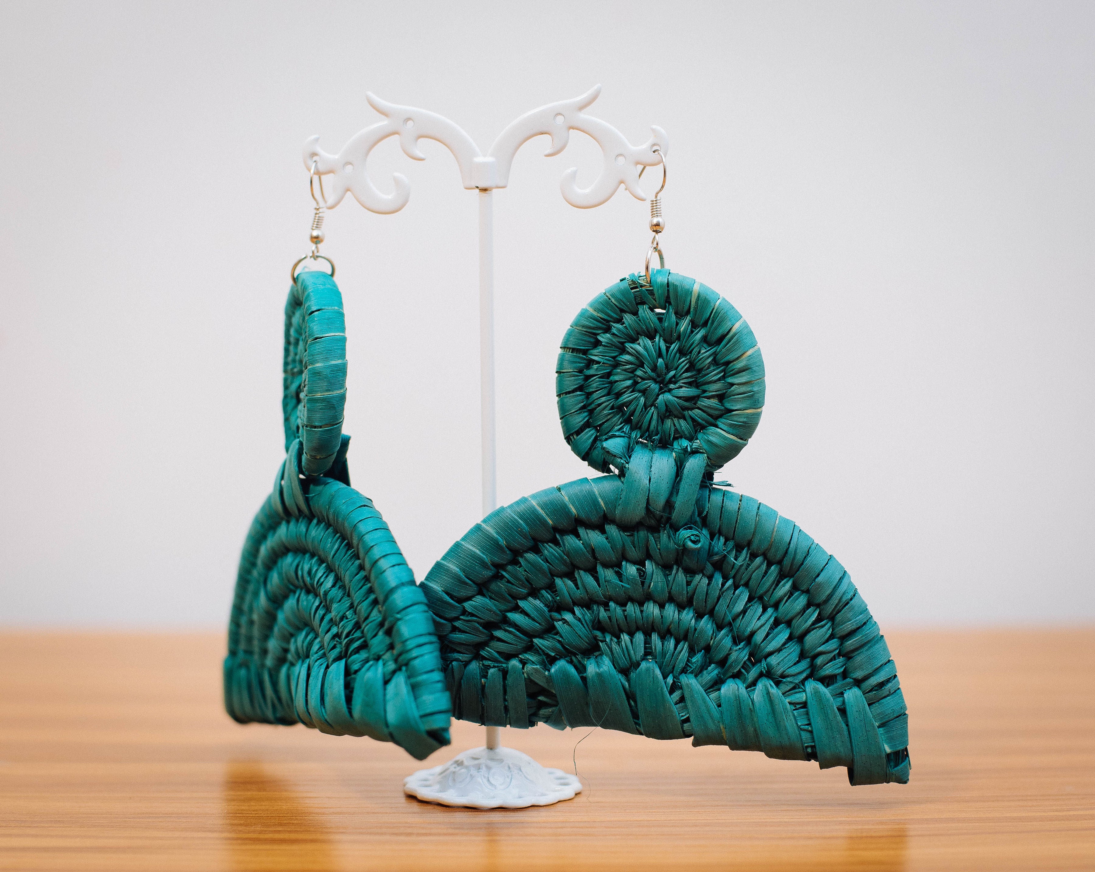 EBERE RAFFIA EAR RINGS