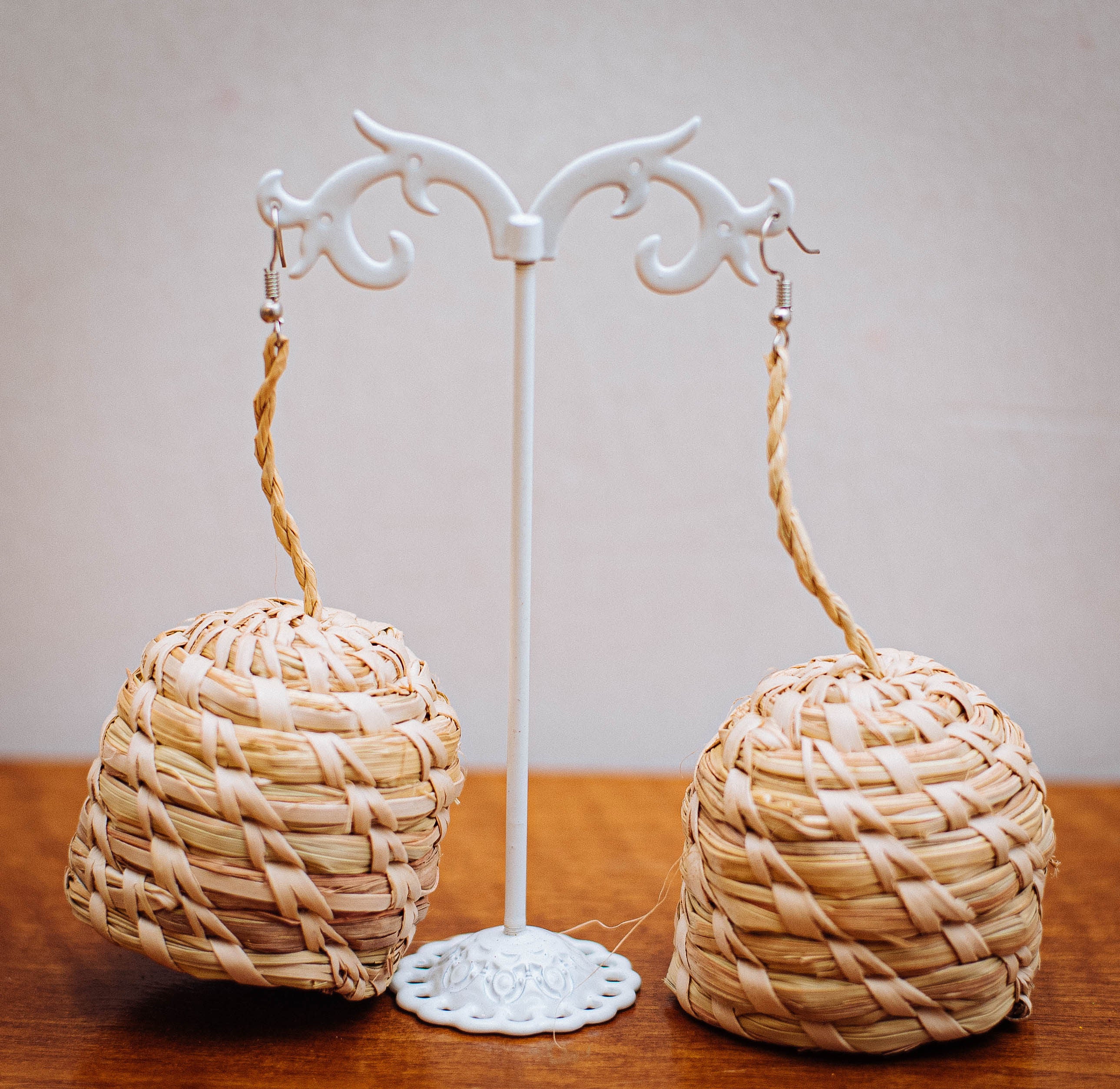 IJEOMA RAFFIA EAR RINGS