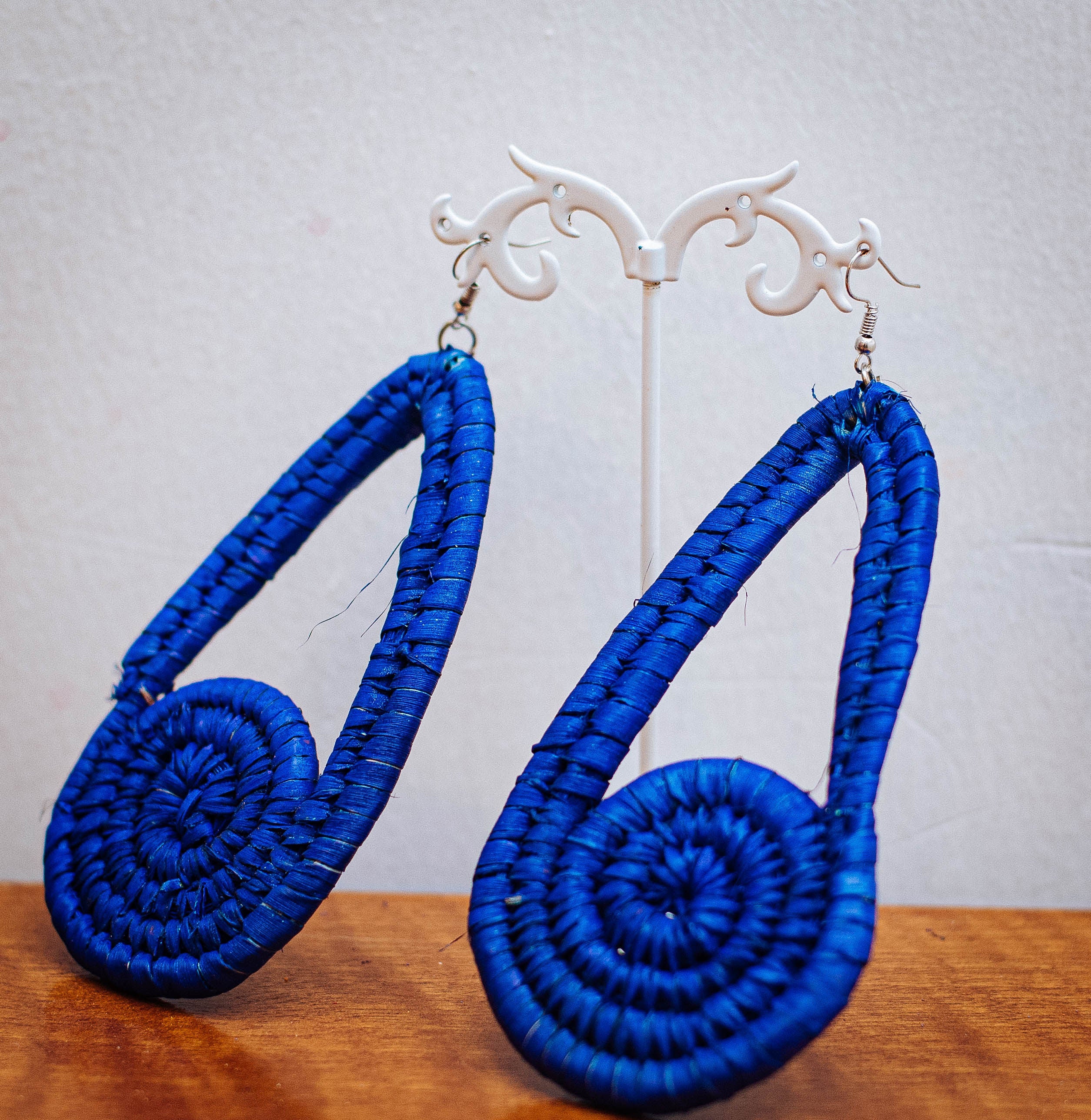 NGOZI RAFFIA EAR RINGS
